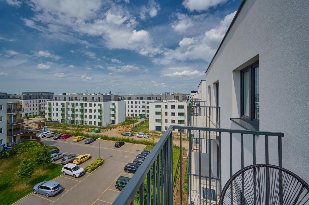 Exclusive Apartment With Balcony & Parking Wroclaw By Renters Prestige Exteriör bild