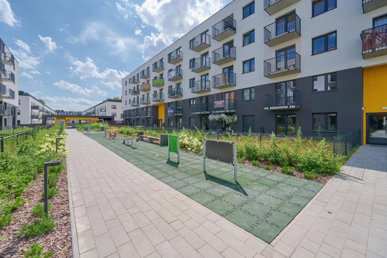 Exclusive Apartment With Balcony & Parking Wroclaw By Renters Prestige Exteriör bild