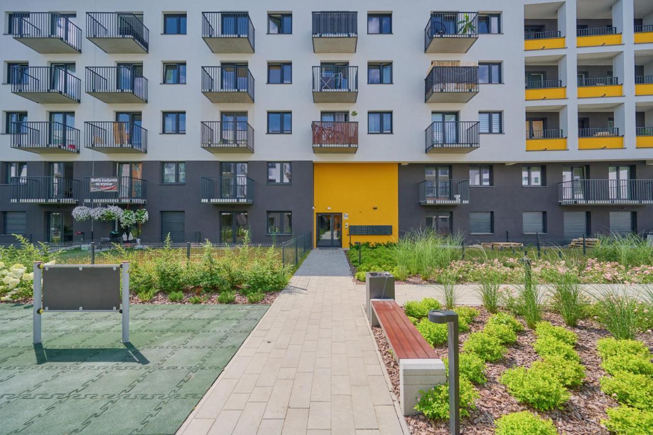Exclusive Apartment With Balcony & Parking Wroclaw By Renters Prestige Exteriör bild