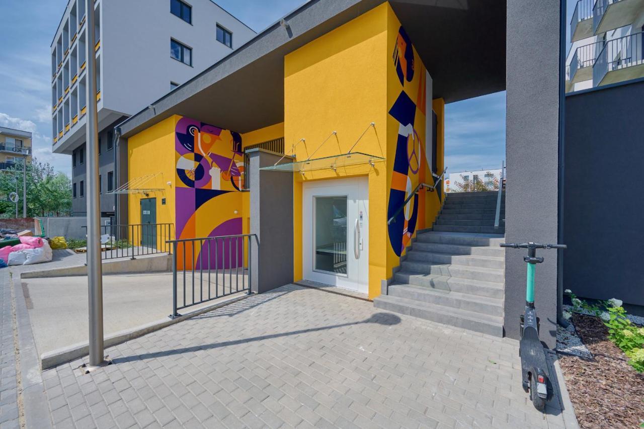 Exclusive Apartment With Balcony & Parking Wroclaw By Renters Prestige Exteriör bild