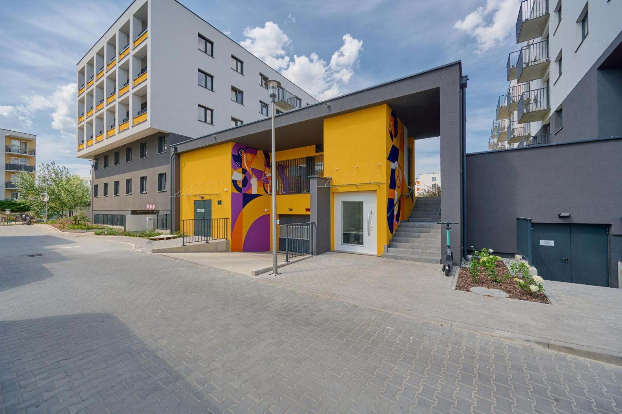 Exclusive Apartment With Balcony & Parking Wroclaw By Renters Prestige Exteriör bild